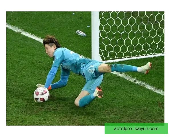 韩国队在本届亚洲杯中表现稳定，成功跻身决赛，展现强劲实力。