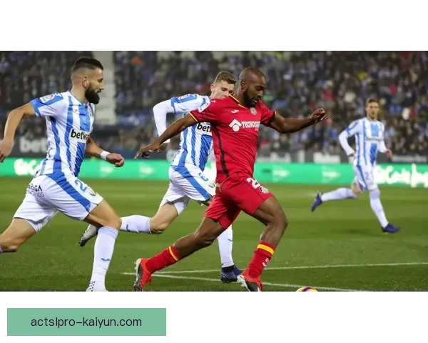 西甲新秀榜单：年轻球员表现稳健，竞争力持续提升